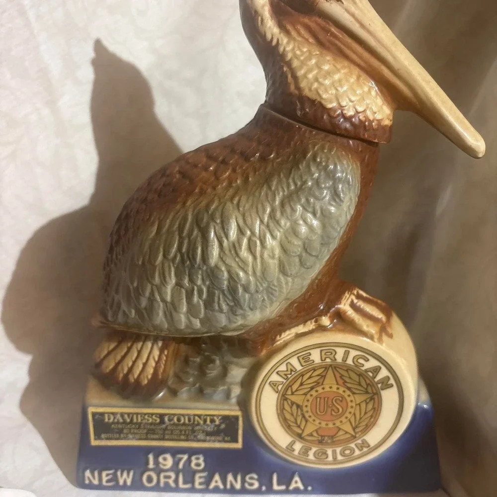 Vintage American Legion 1978 New Orleans, LA. Pelican liquor Bottle